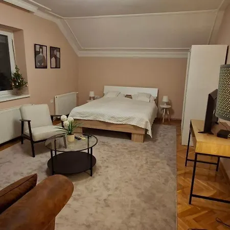 Pavle * סובוטיקה