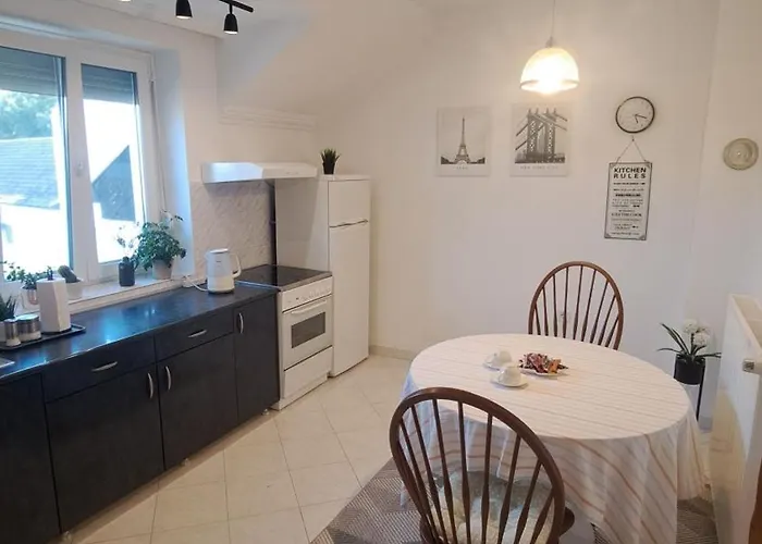 Pavle * סובוטיקה